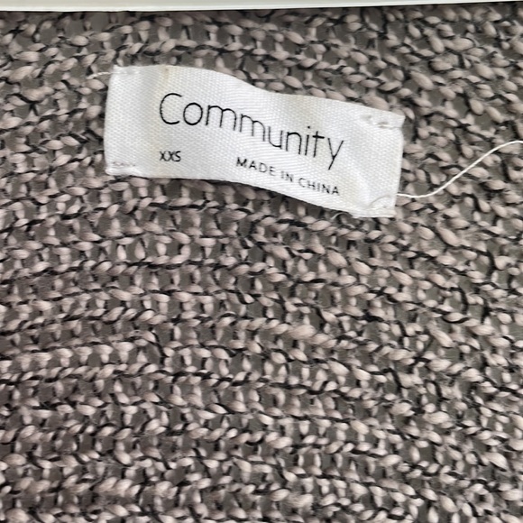 Community oversized ionic cape in oat size xxs - Picture 2 of 4